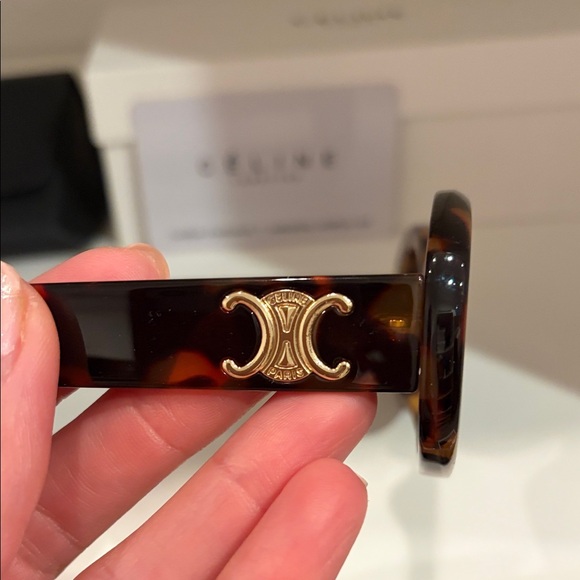 Celine Triomphe oval Sunglasses - Picture 4 of 4